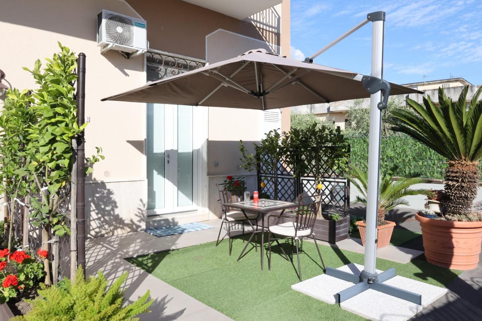 Sole Apartments Сарно Екстериор снимка