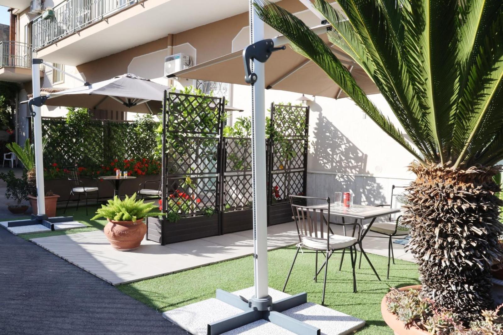 Sole Apartments Сарно Екстериор снимка